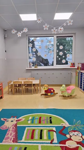 Prywatne Przedszkole i Żłobek Poziomkowy Zakątek